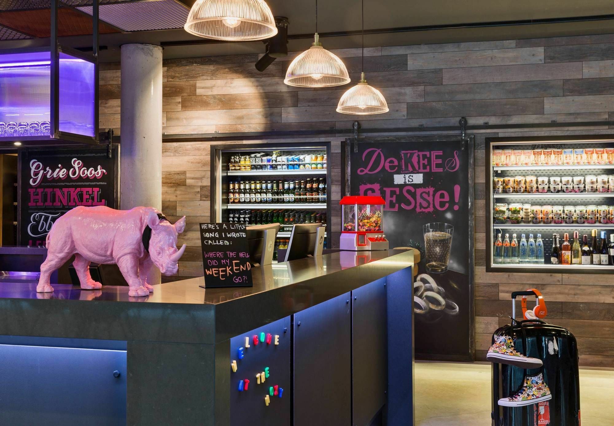 Moxy Frankfurt East Hotel 3*