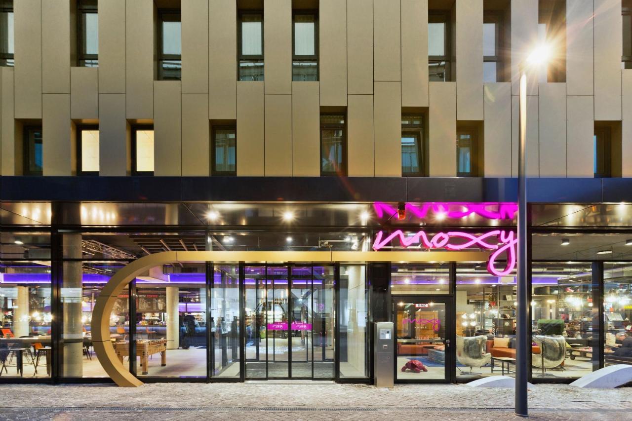 Moxy Frankfurt East 3*