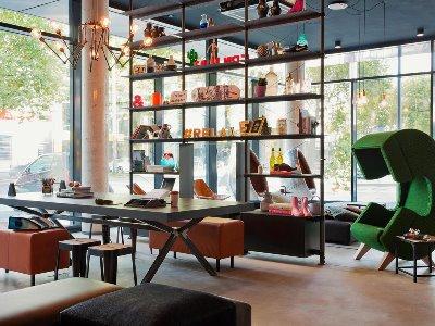 Moxy Frankfurt East Hotel Frankfurt am Main