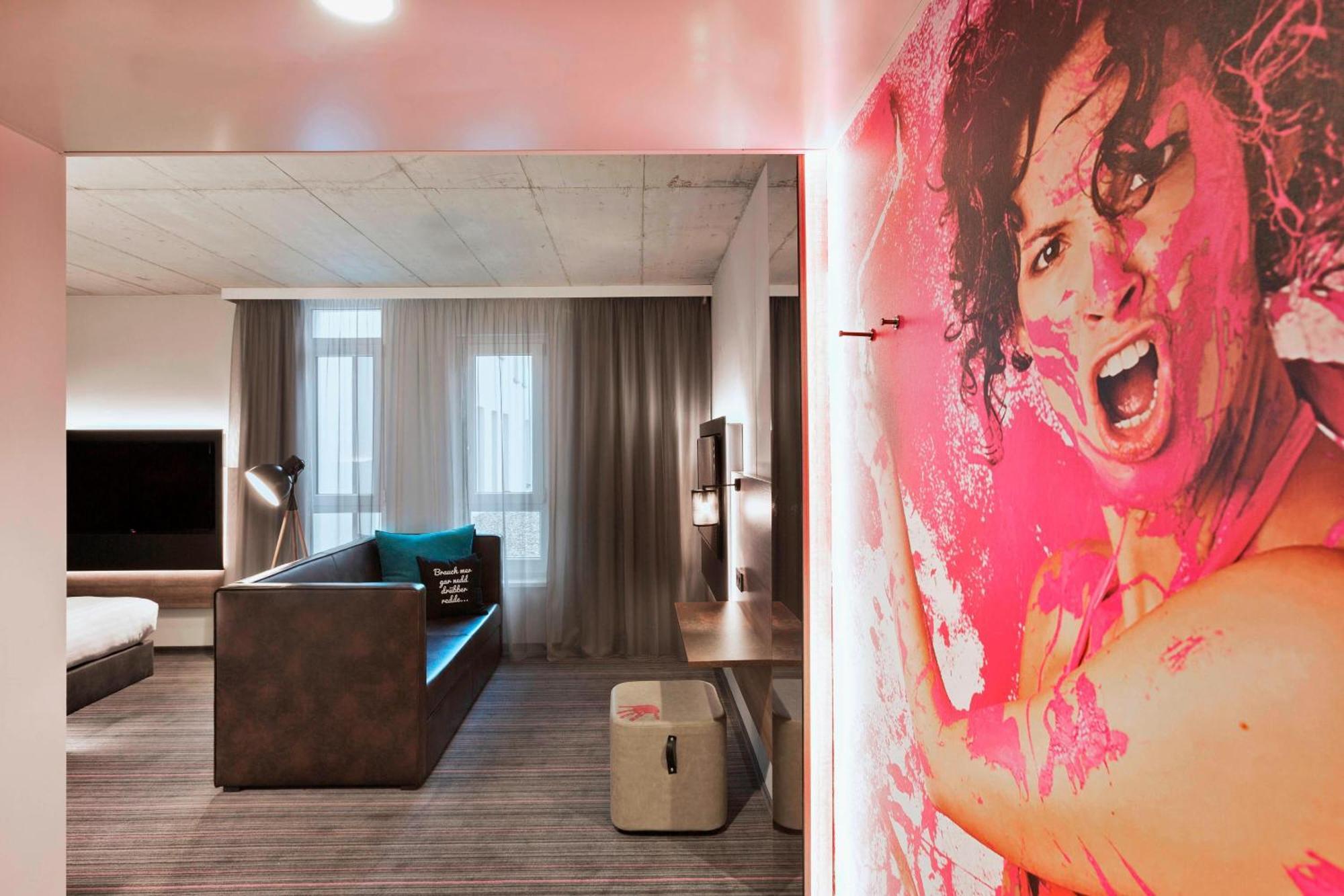 Hotel Moxy Frankfurt East Frankfurt am Main